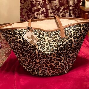 Chic Leopard Print Tote with Tan Accents